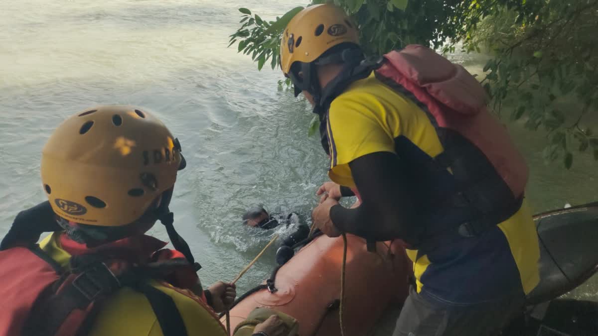 गंगा में नहा रहा था 19 साल का सेन, अचानक गहरे पानी में डूबकर हुआ लापता, सर्च ऑपरेशन जारी